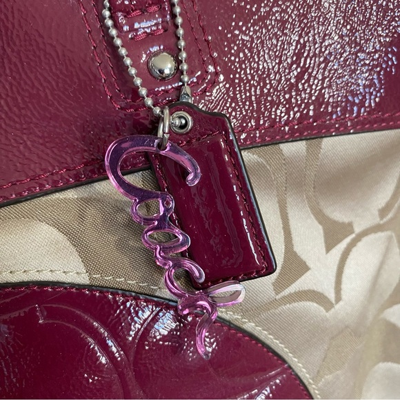 Coach Burgundy and Tan Tote Bag with Signature Design - Picture 4 of 8